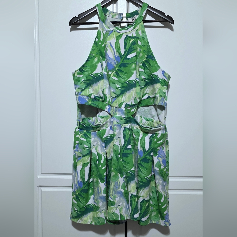 Madden NYC Romper Fit & Flare Green Tropical Leaf Cut Out Halter Boho Summer - Picture 3 of 16